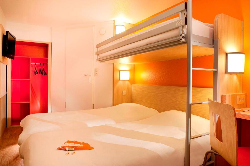Premiere Classe Reims Sud - Bezannes Kamer foto